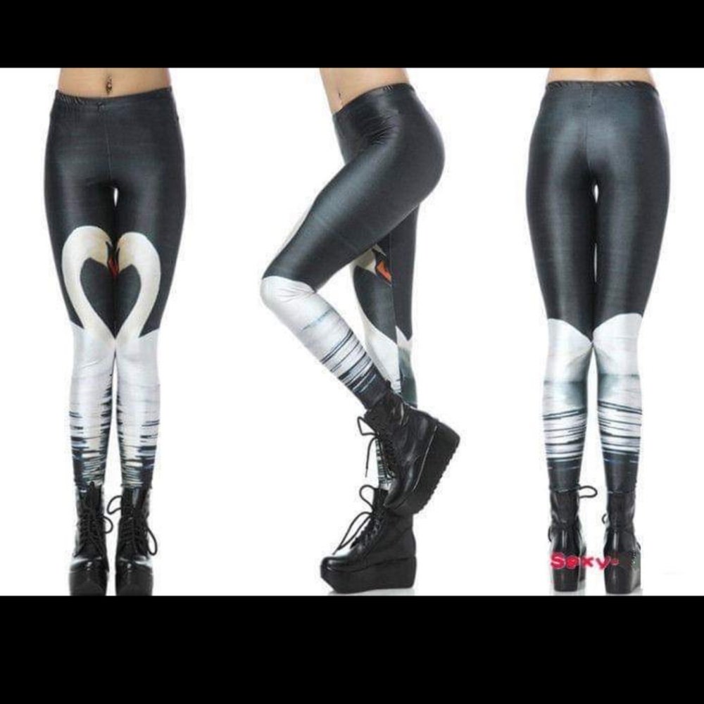 Leggings shiny silk satin like stretchy black NEW